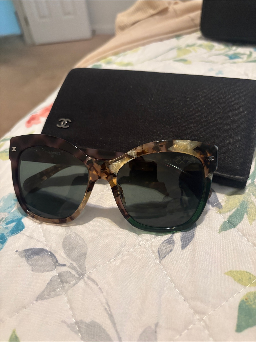 Chanel Tortoiseshell Cat Eye Sunglasses With Dark Green Lenses